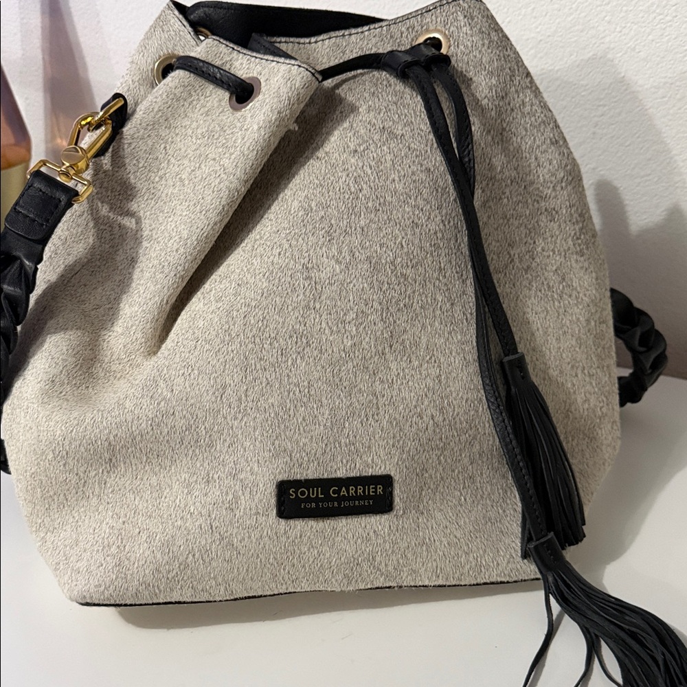 Luxury boho white/greyish and Black Drawstring Shoulder Bucket Bag